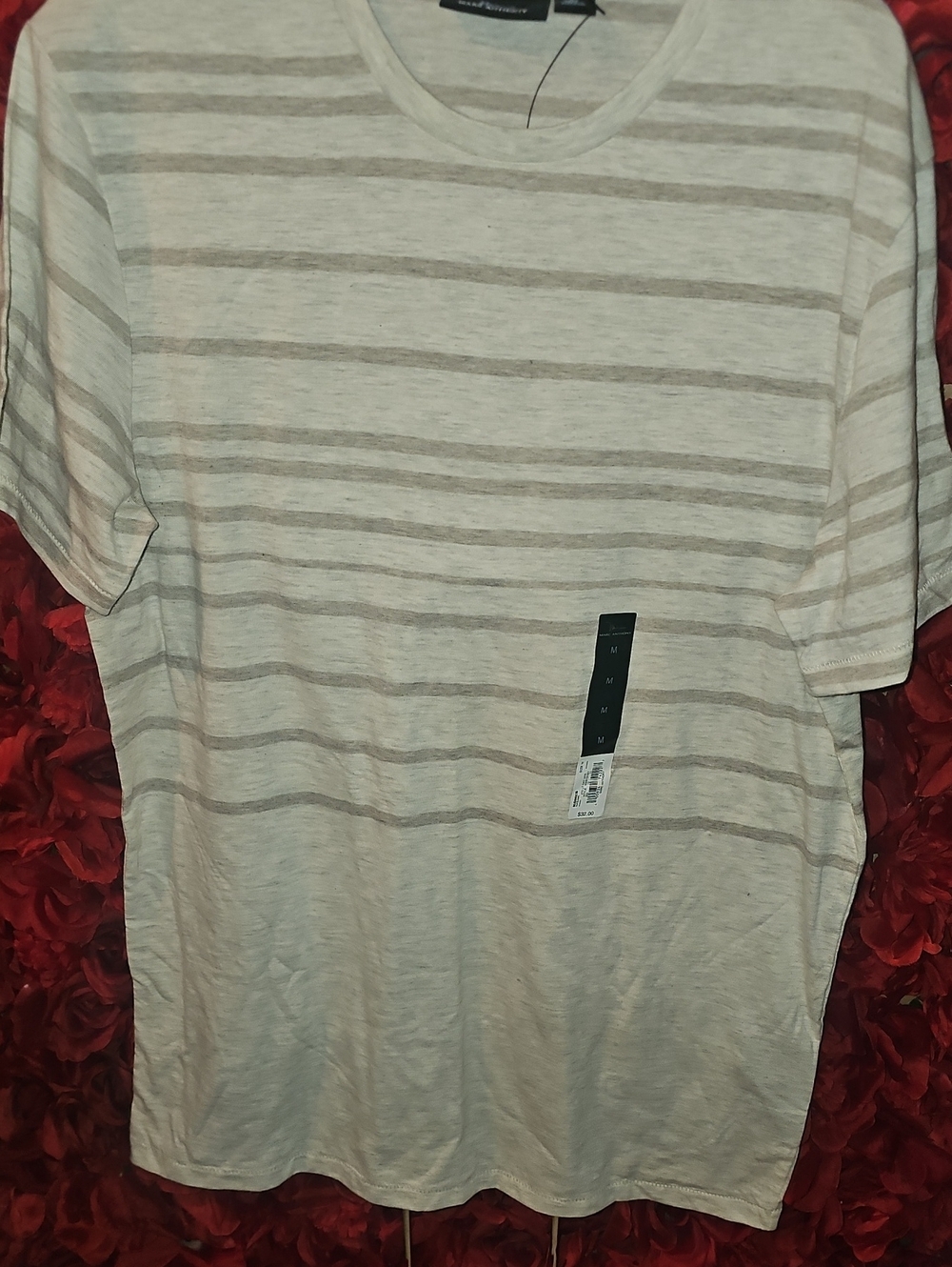 Marc Anthony Men's NWT Cream Tee with Beige Stripes Size Medium
